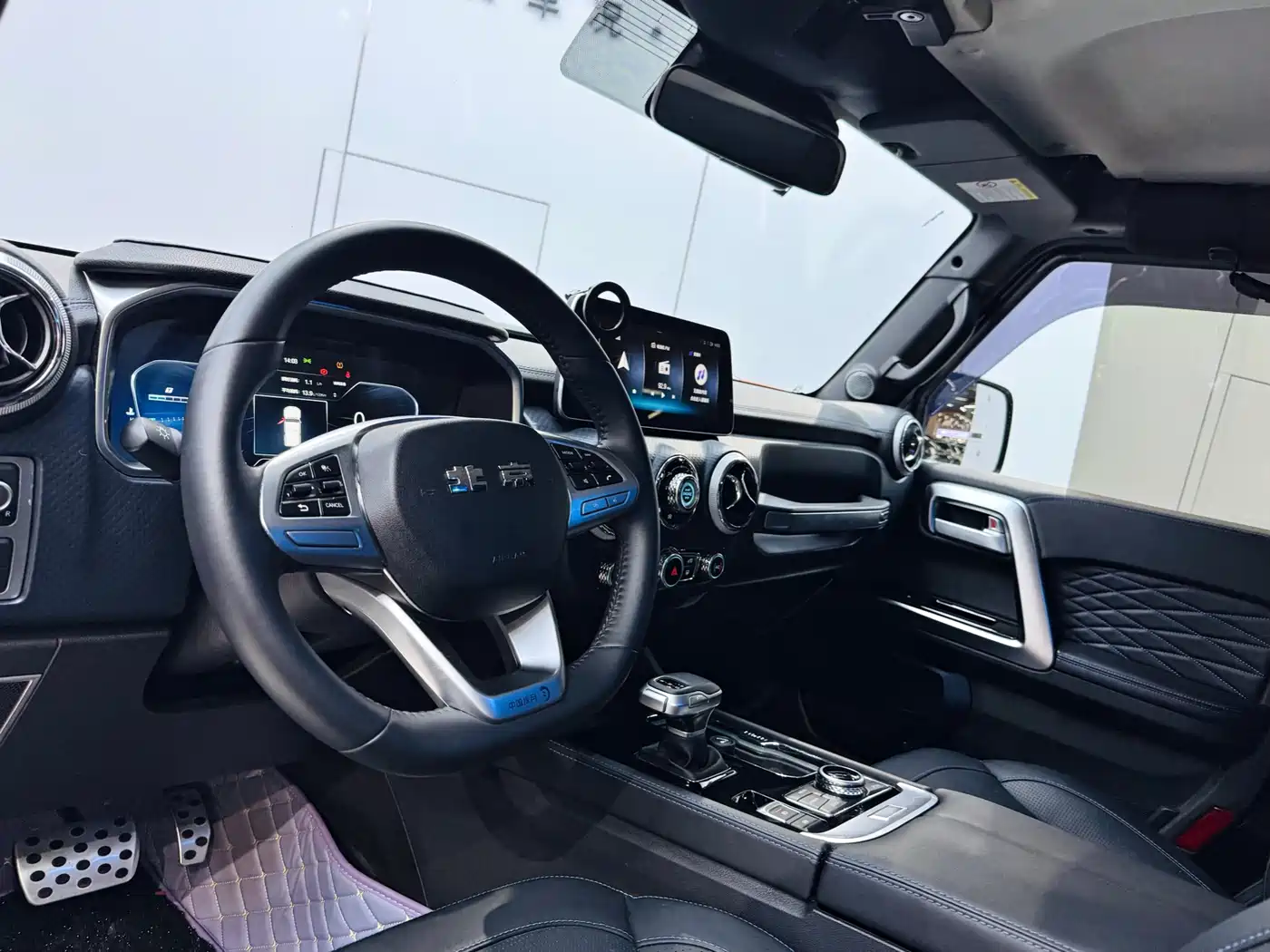 BAIC ORV Beijing Offroad BJ40 2023 2.0T Auto 4WD Urban Hunter Knight Edition фото 8