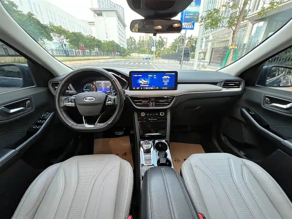 FORD RUIJI