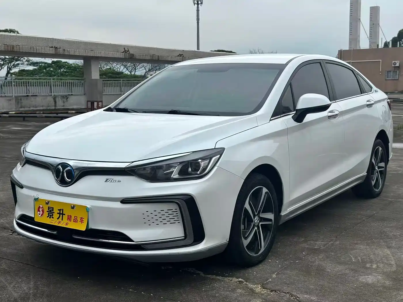 BAIC Beijing EU5 2019 2018 R500 Smart Wind Edition