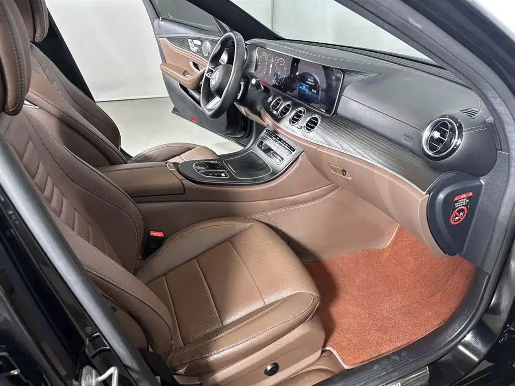 Mercedes-Benz E-Class 2023 Facelift E 300 L Sport Luxury фото 14