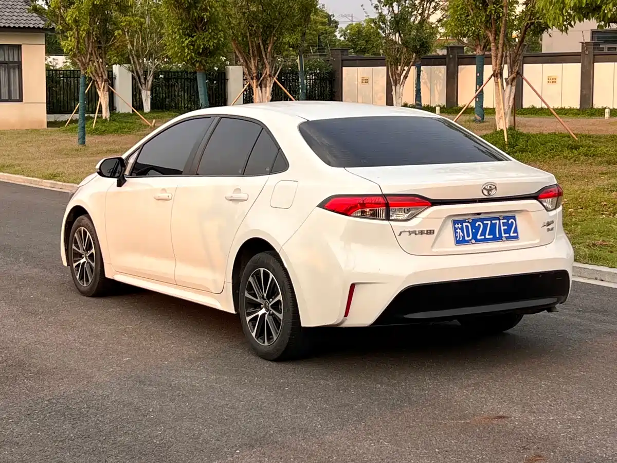 Фото 20 - Toyota Levin