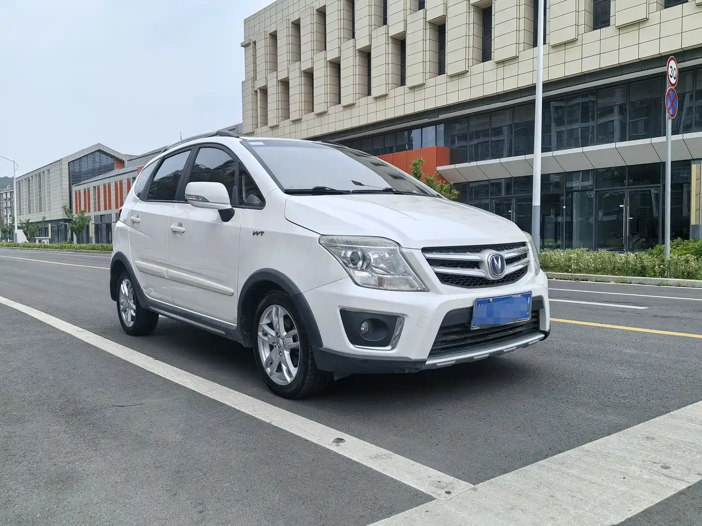 Changan CX20 2016 2014 1.4L Manual Sport Edition (China V)