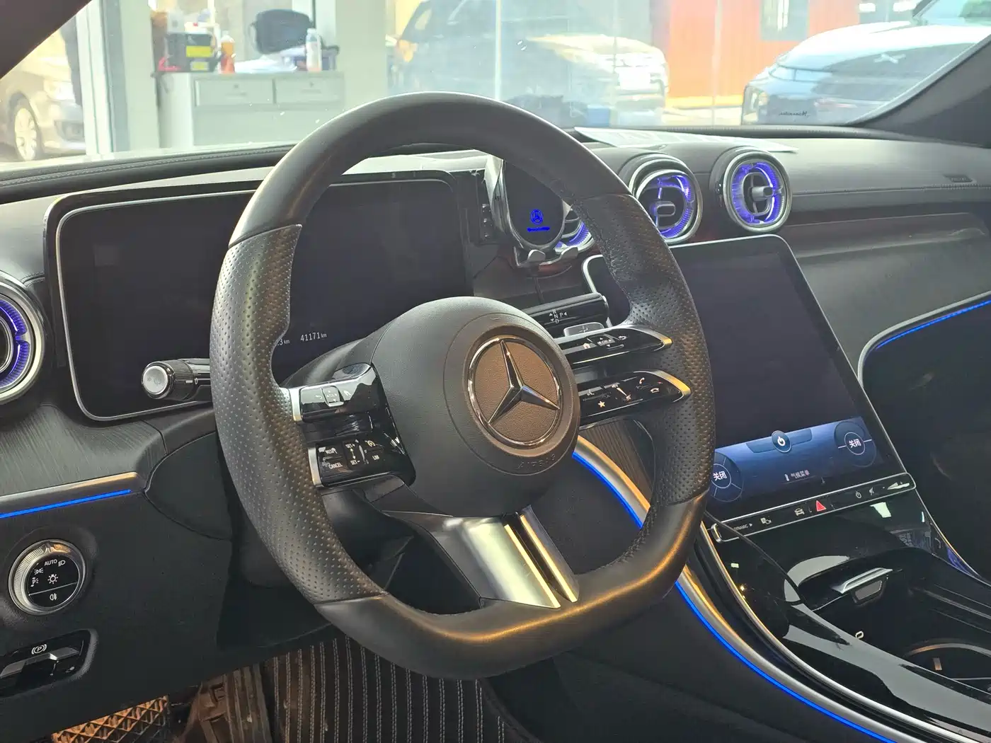 MERCEDES-BENZ CLASS C