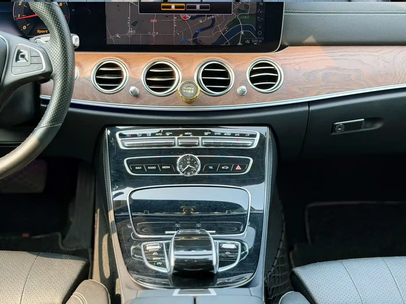 Mercedes-Benz E-Class 2017 E 200 L 4MATIC фото 16