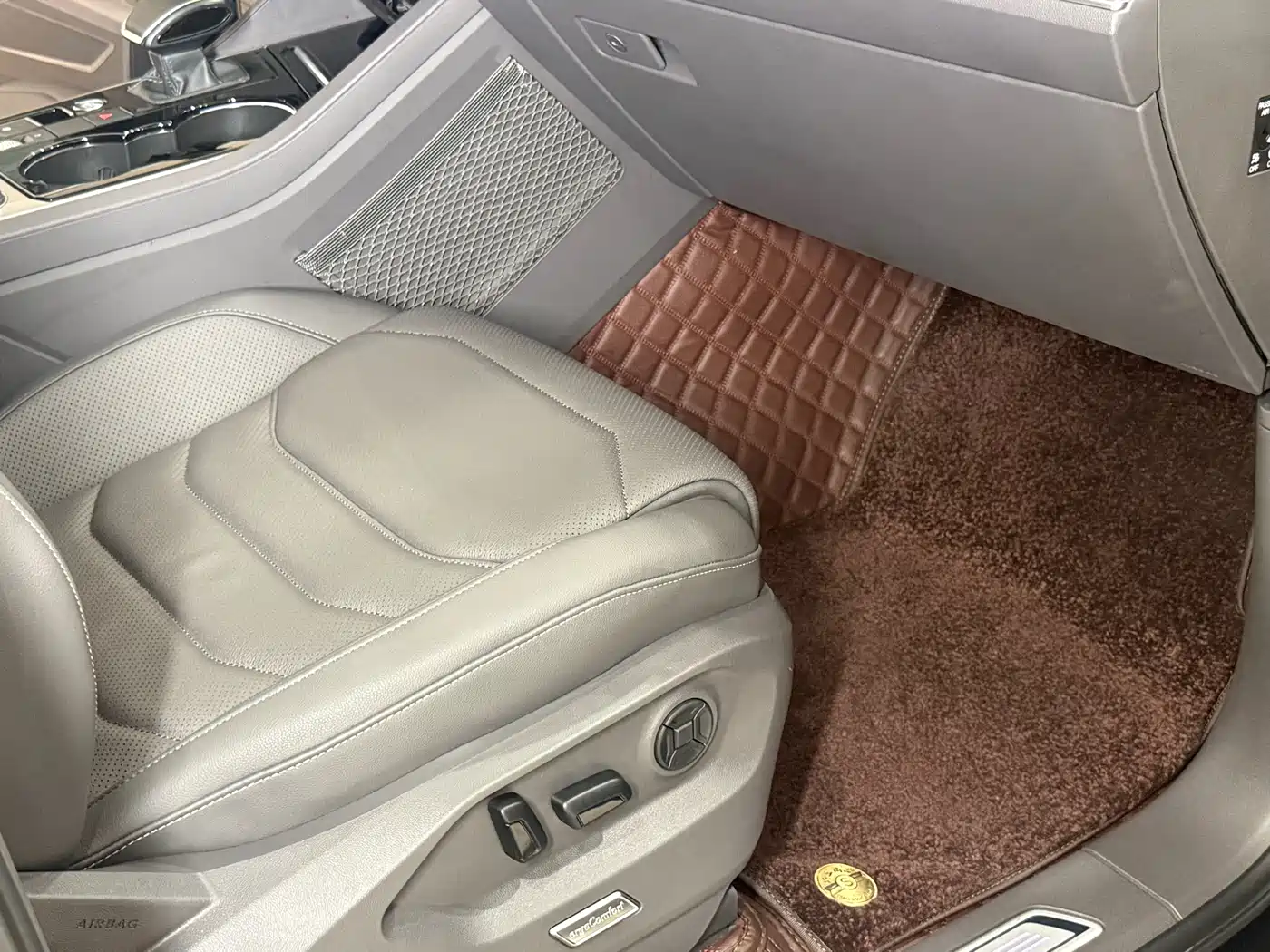 Volkswagen Touareg 2022 2021 2.0TSI R-Line