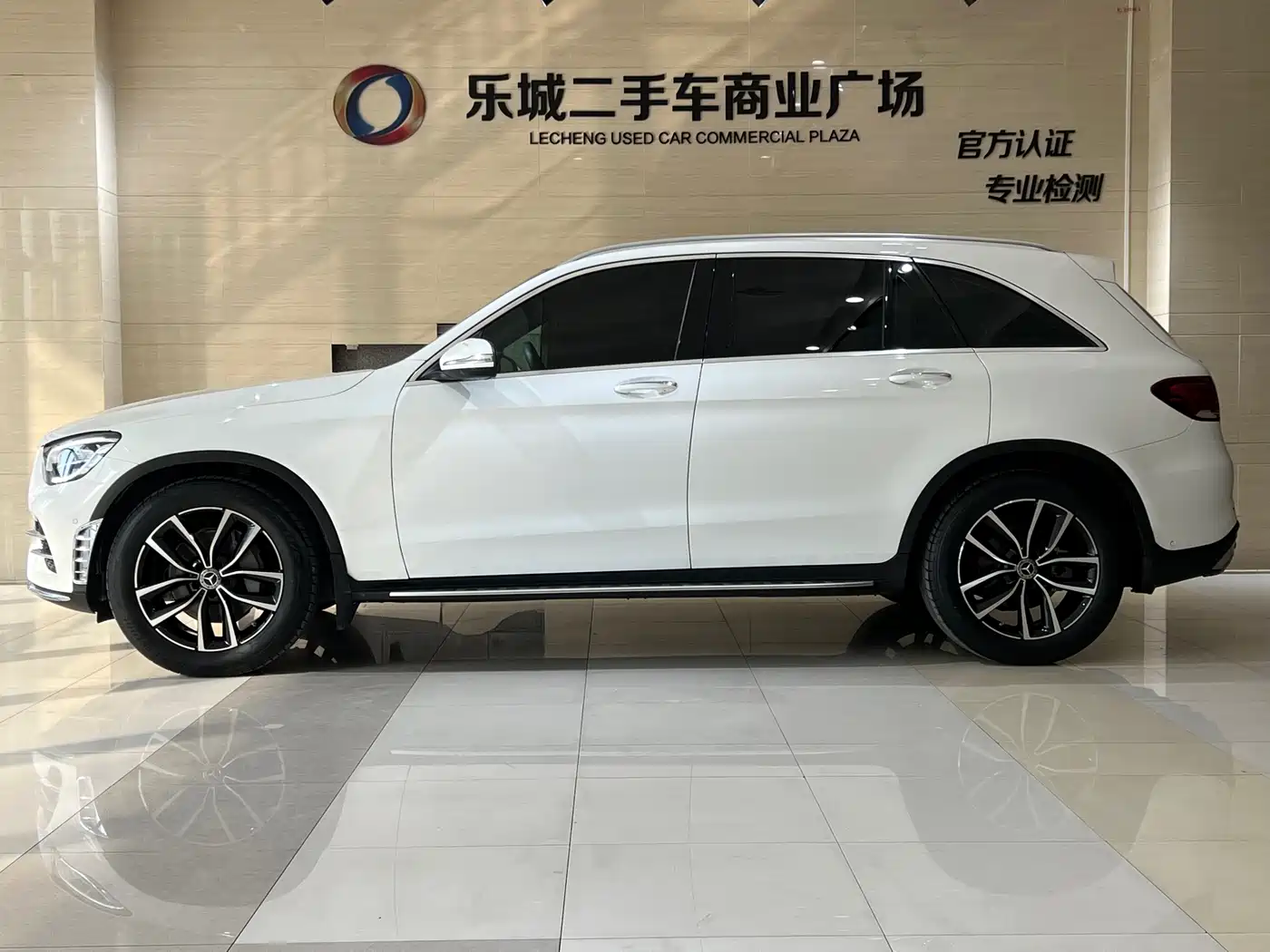 Mercedes-Benz GLC 2020 GLC 300 L 4MATIC Dynamic фото 4