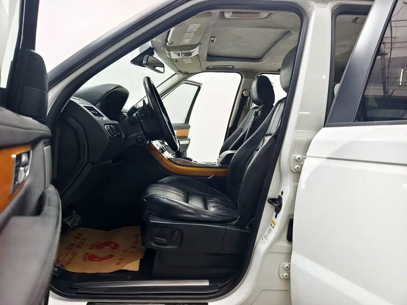Photo 11 - Land Rover Range Rover Sport