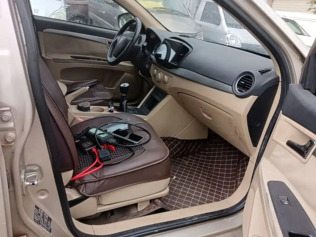 Roewe 350 2015 2014 1.5L Manual Swift Edition