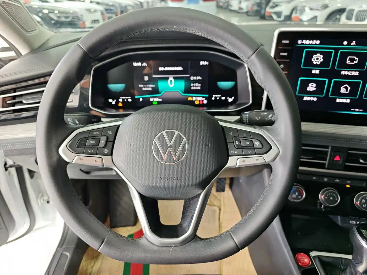Volkswagen Sagitar 2023 Model Year 280TSI DSG Surpass Edition фото 7
