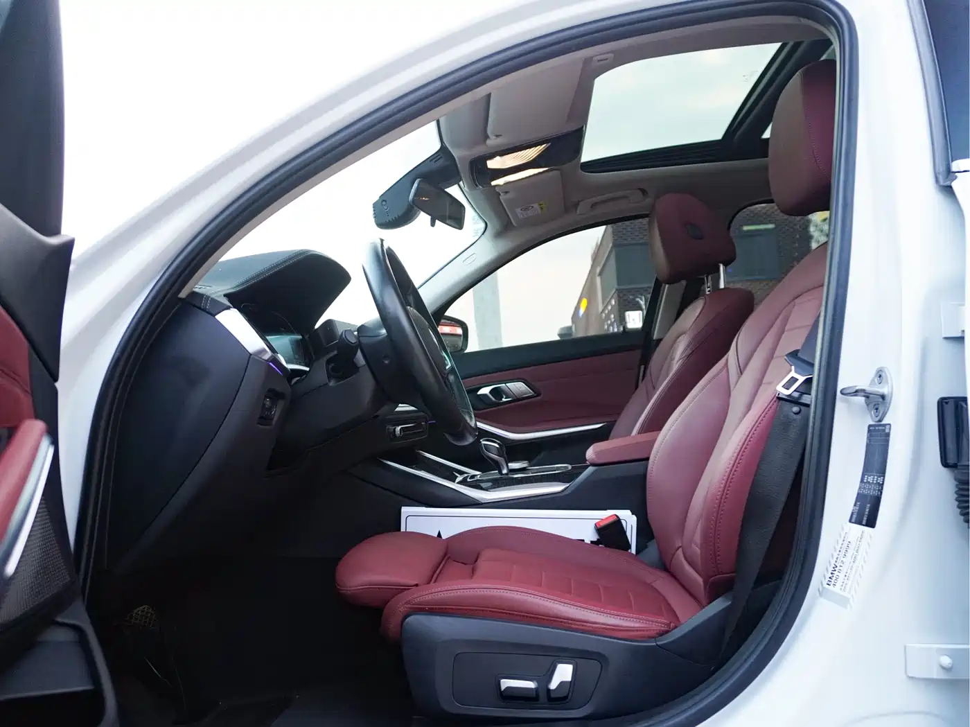 BMW 3 Series 2021 325Li M Sport Package фото 18