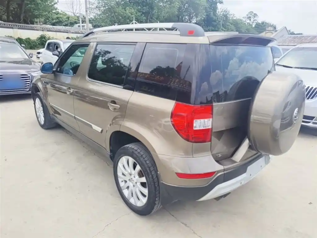 Škoda Yeti 2014 1.4TSI Manual Polar фото 5
