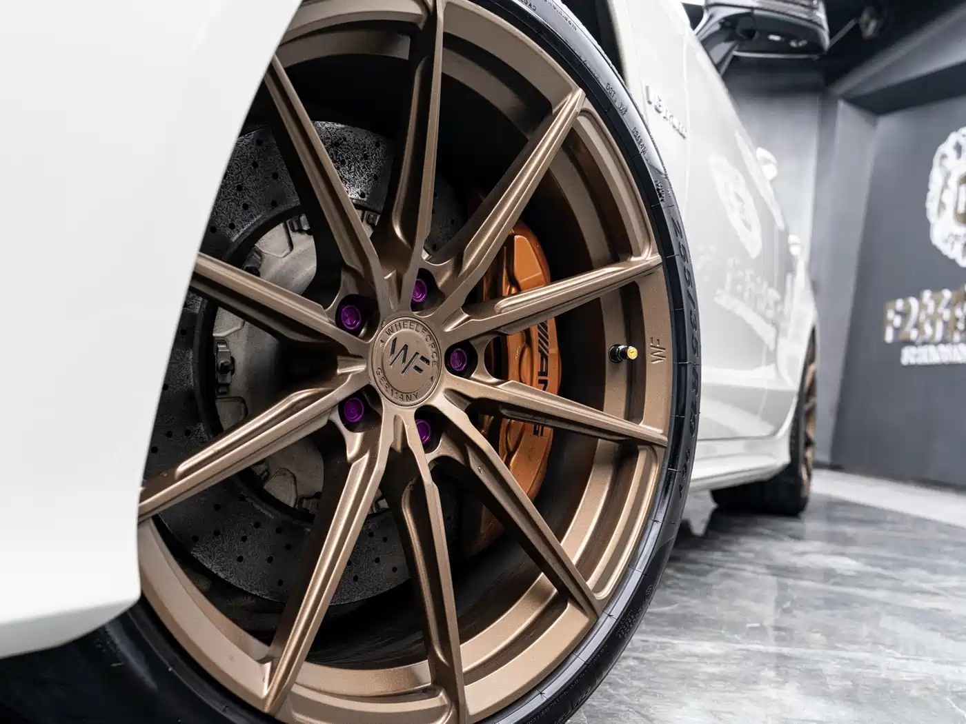 Mercedes-Benz CLS AMG 2015 AMG CLS 63 4MATIC фото 5