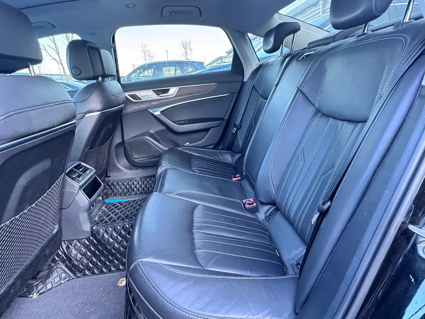 Audi A6L 2023 45 TFSI quattro Premium Elegance фото 6