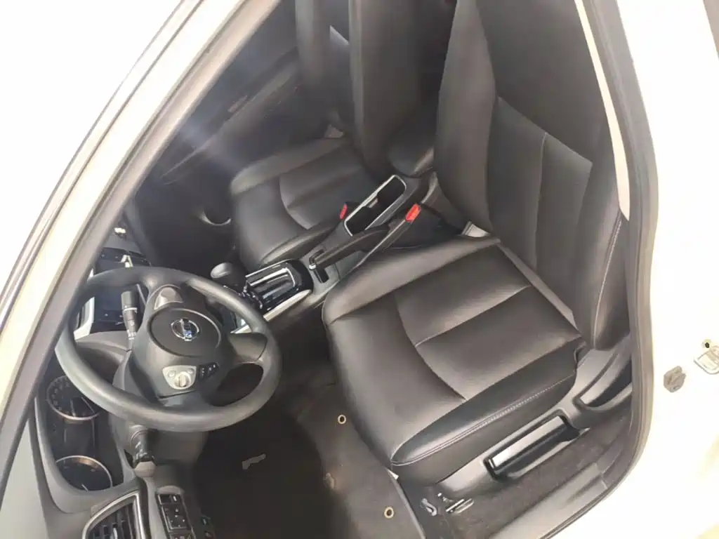 Nissan SYLPHY, миниатюра 11