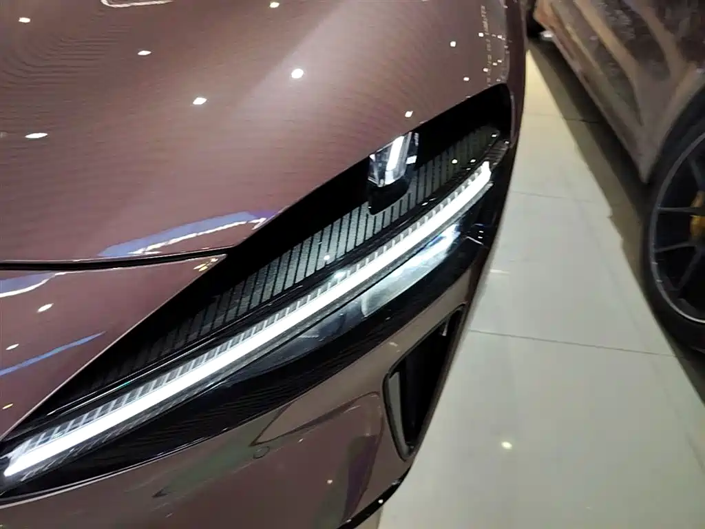 Xiaomi Auto Xiaomi YU7 2025 Ultra Long Range High Performance AWD Max Edition фото 24