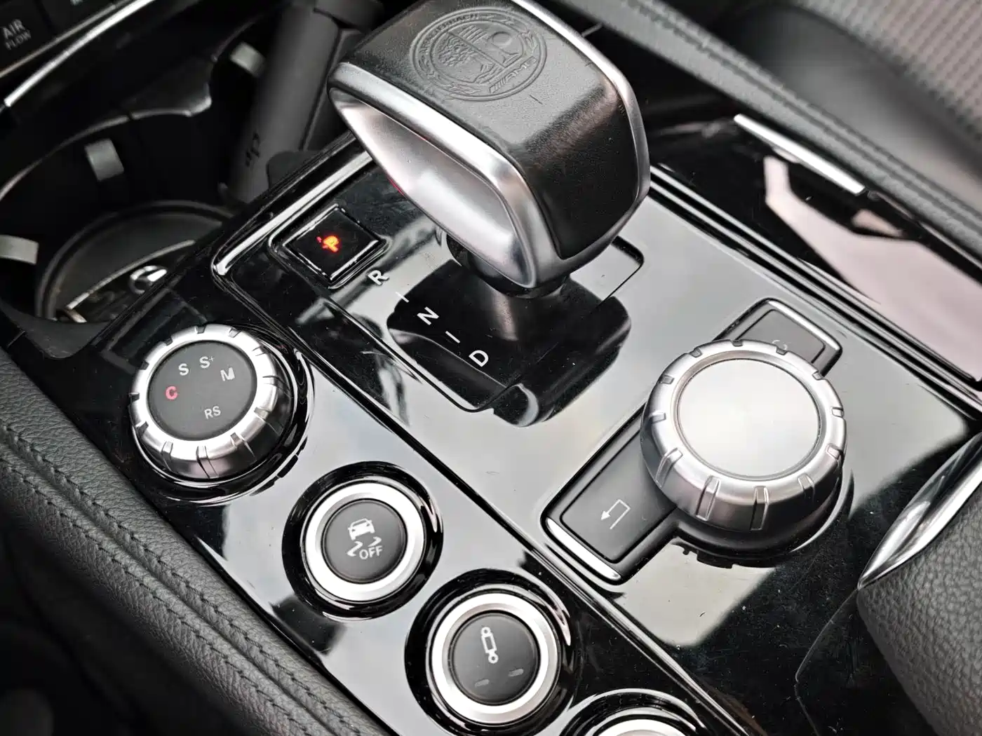 Mercedes-Benz CLS AMG 2012 AMG CLS 63 фото 13