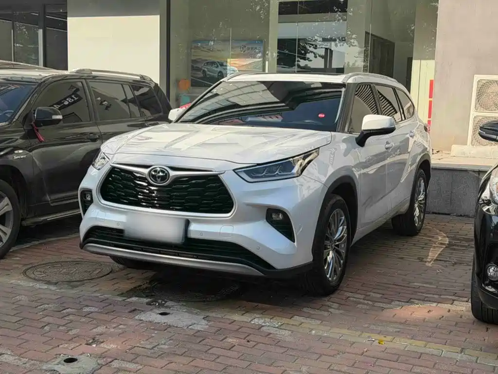 2025 Toyota Highlander