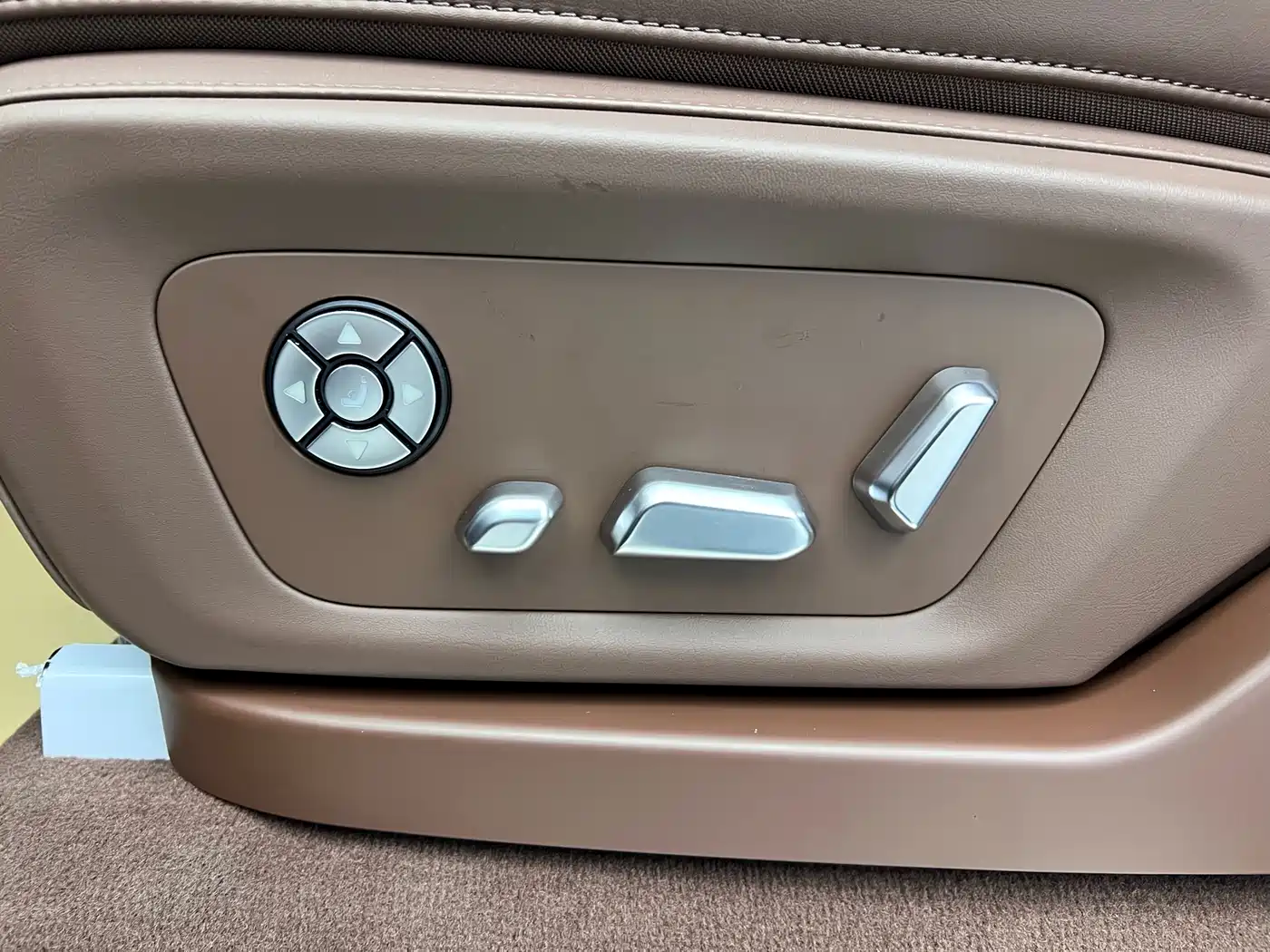 TANK TANK 700 NEW ENERGY