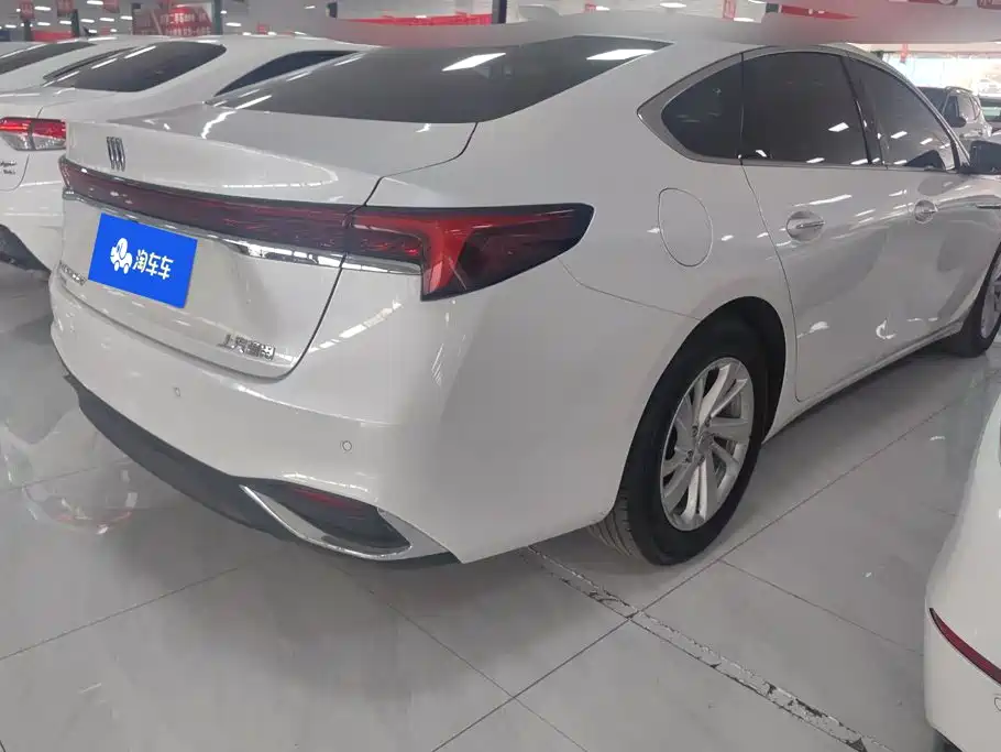 Фото 3 - Buick LaCrosse
