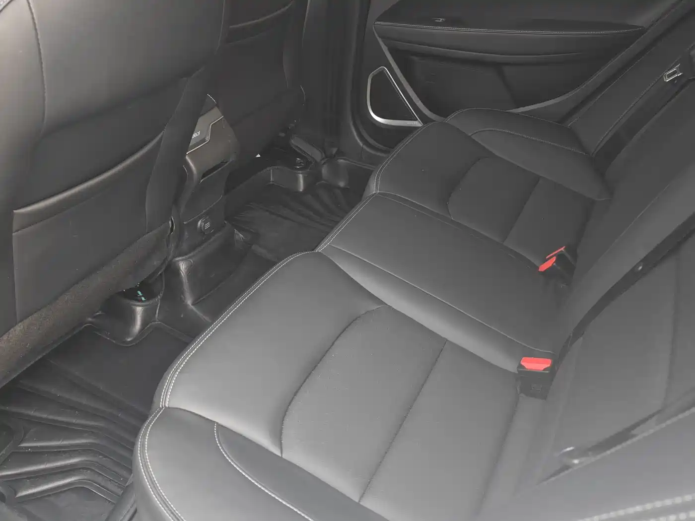 GEELY AUTOMOBILE EMGRAND