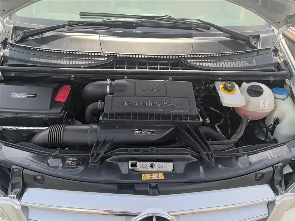 Mercedes-Benz Viano 2013 3.0L Comfort Edition фото 20
