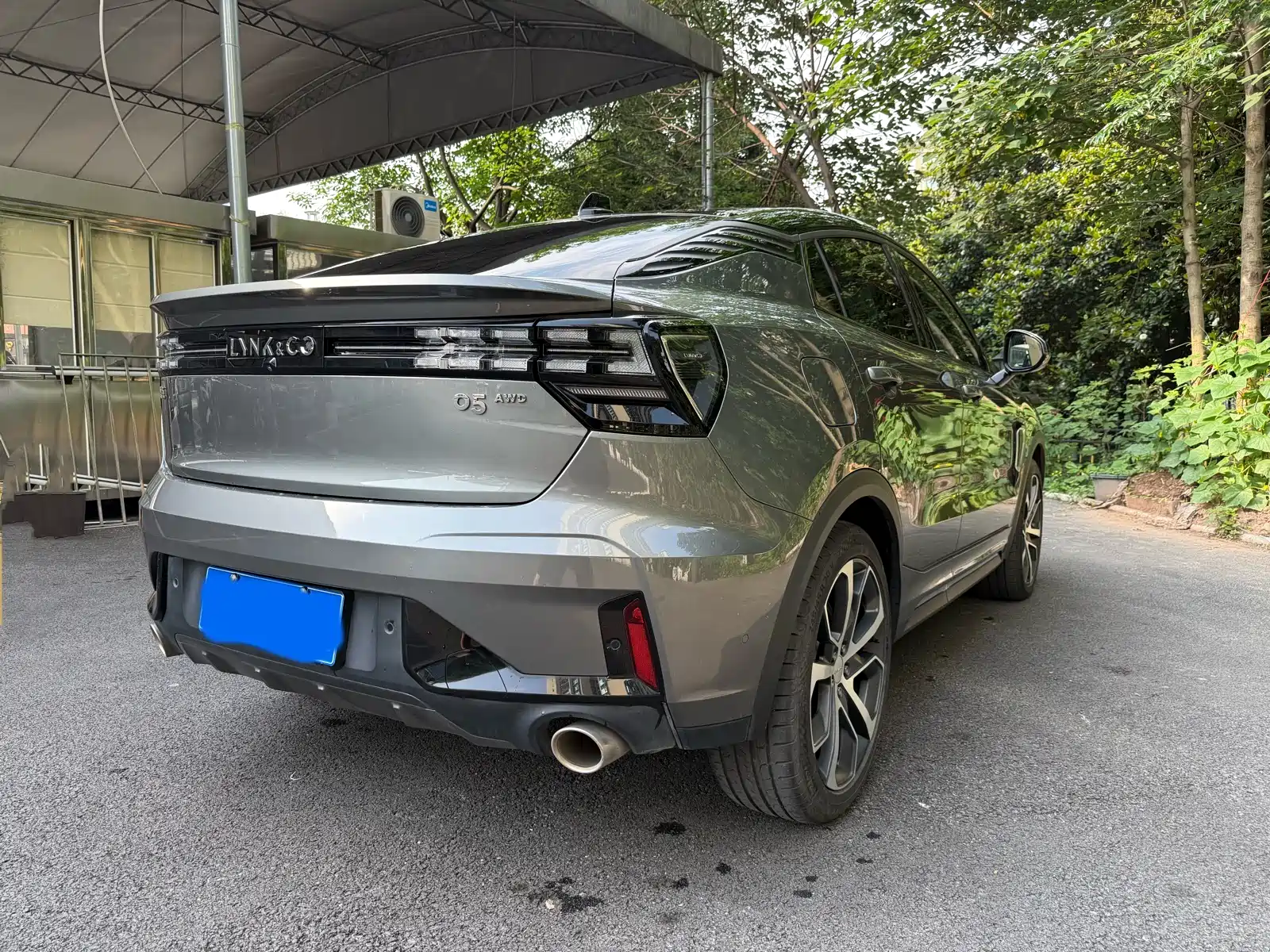 Photo 16 - Lynk & Co 05