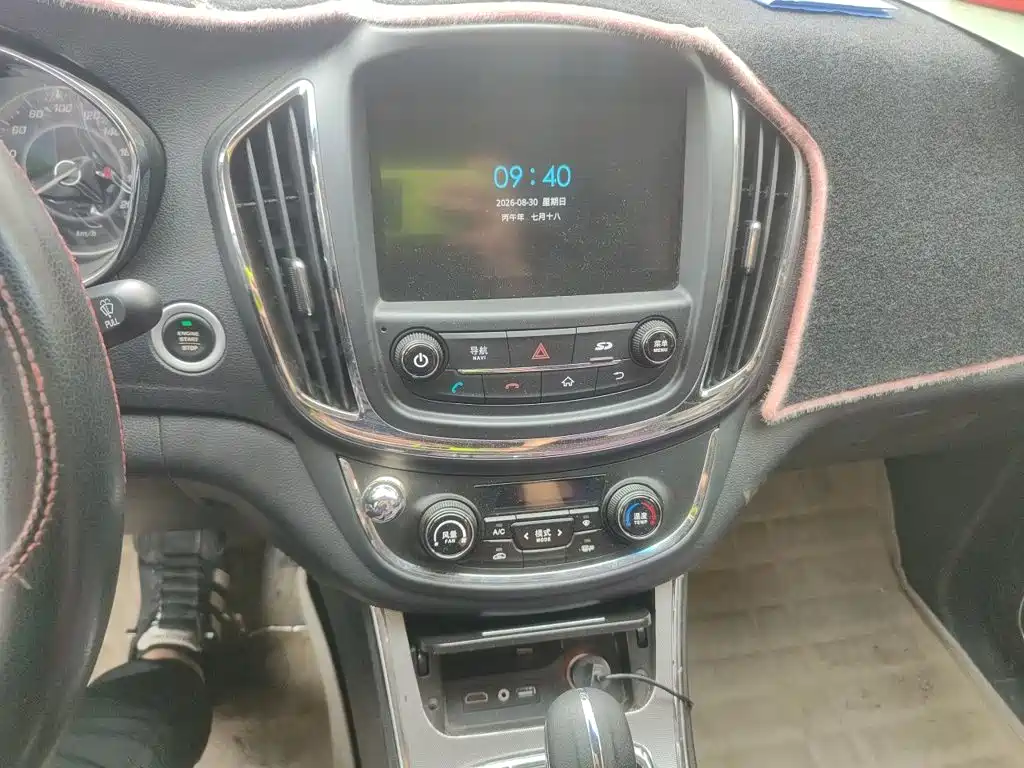 Baojun 560 2016 2016 1.8L iAMT Luxury