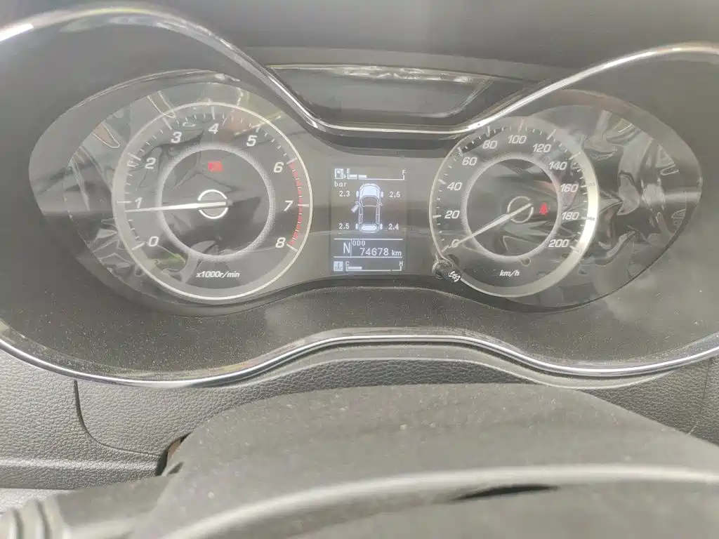 Baojun 560 2016 2016 1.8L iAMT Luxury