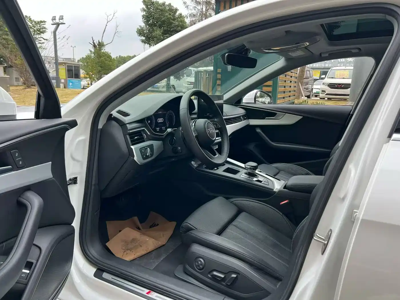 Audi A4L 2020 40 TFSI Luxury Dynamic фото 12