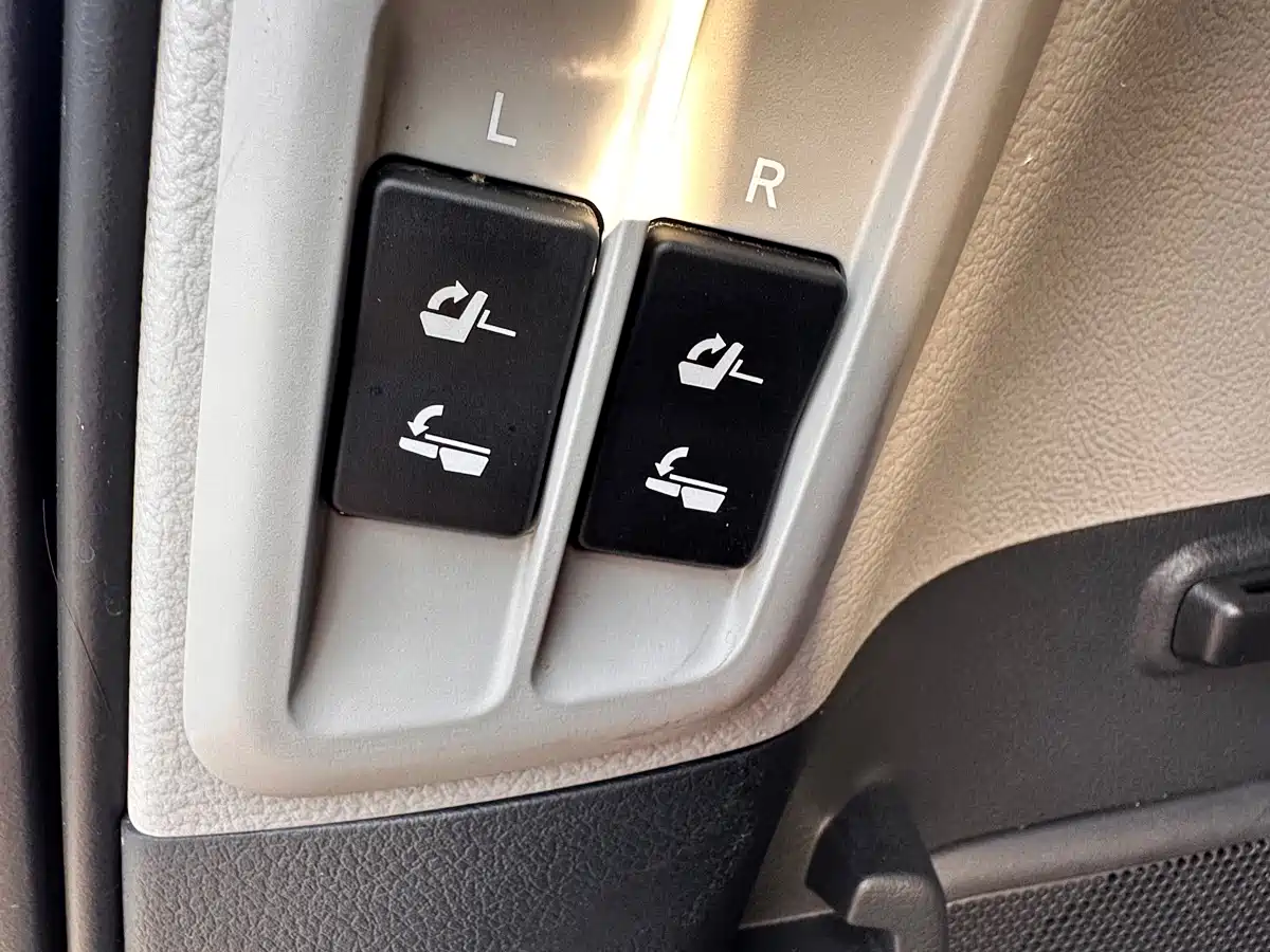 Toyota Prado 2016 3.5L Auto TX-L NAVI фото 14