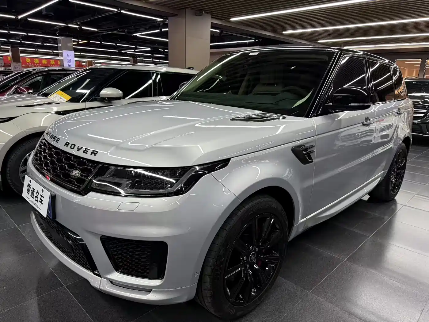 Land Rover Range Rover Sport 2021 3.0 L6 HST