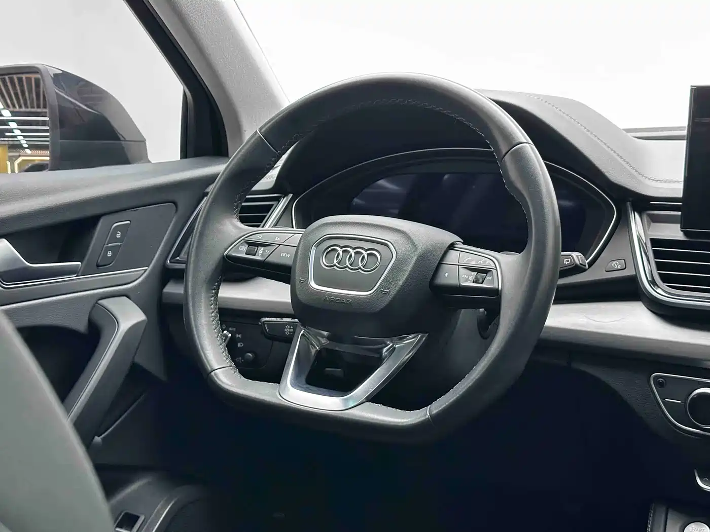 Audi Q5L 2021 40 TFSI Fashion Dynamic фото 17