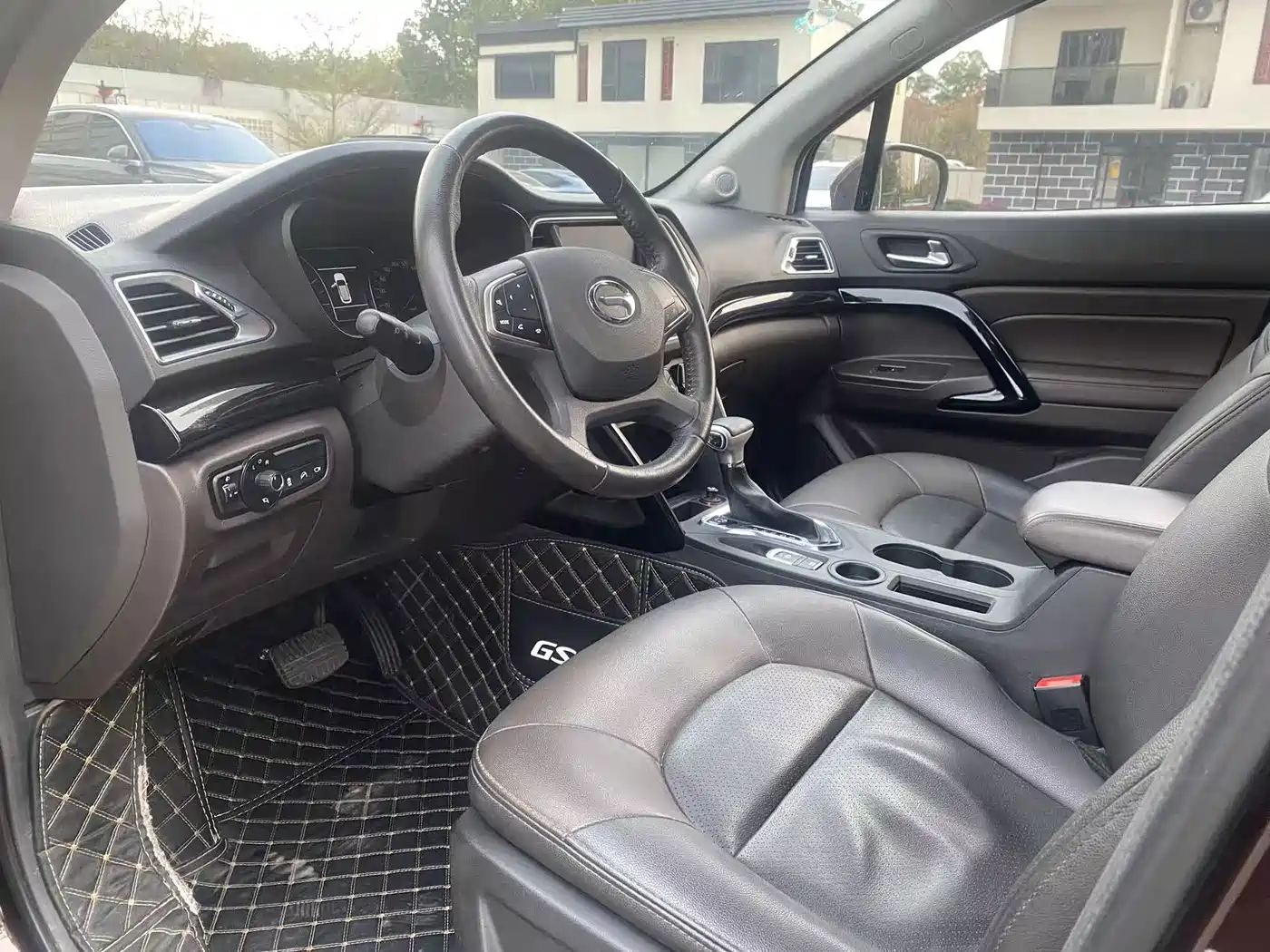 GAC Trumpchi Trumpchi GS4 2017 235T Automatic 2WD Luxury Smart Connected Edition фото 11