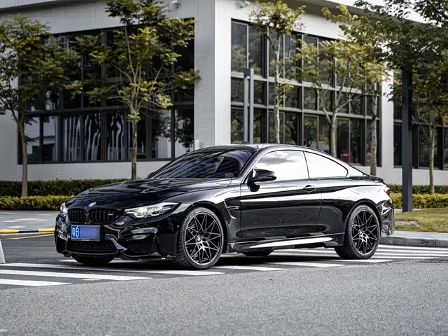 BMW M4 2019