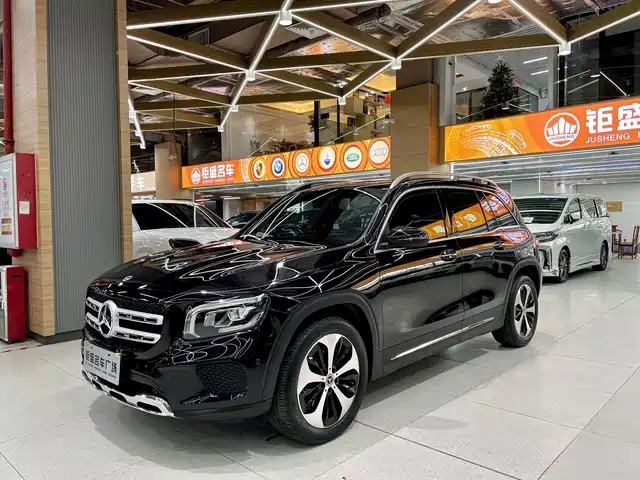 Mercedes-Benz GLB 2022 Facelift GLB 200 Fashion Style