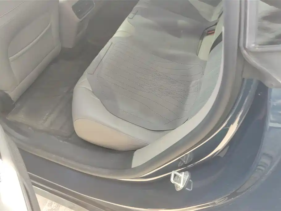 GEELY GALAXY GALAXY SPARKLE 8