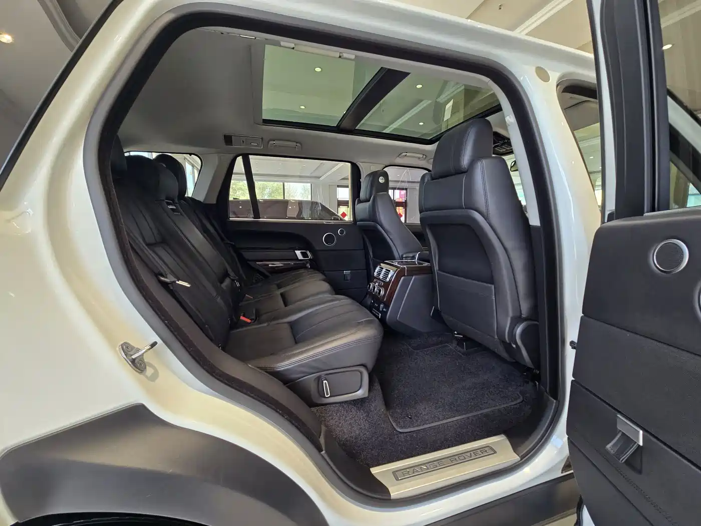 Land Rover Range Rover 2016 3.0 SC V6 Vogue SE Autobiography LWB фото 15