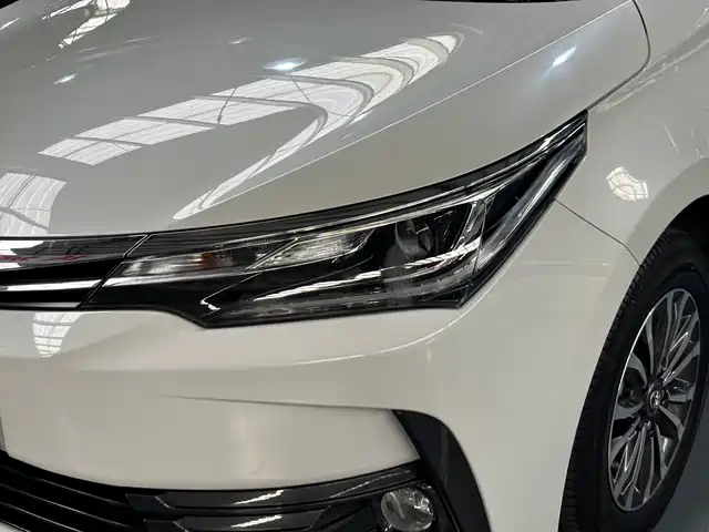 Toyota Corolla 2018 1.2T S-CVT GL-i Smart Shine Edition — фото 3