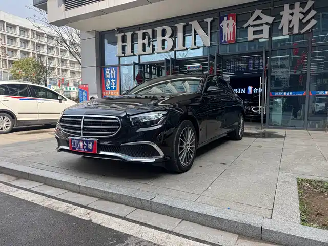 MERCEDES-BENZ E CLASS