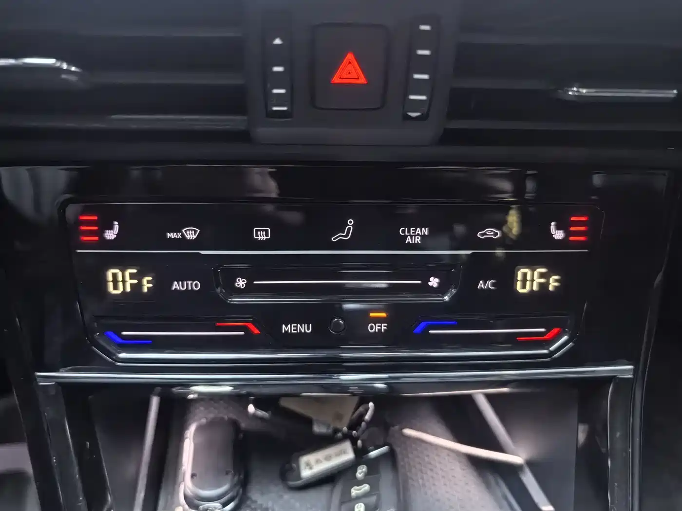 Volkswagen Passat 2023 280TSI Starlight Elite Edition фото 8