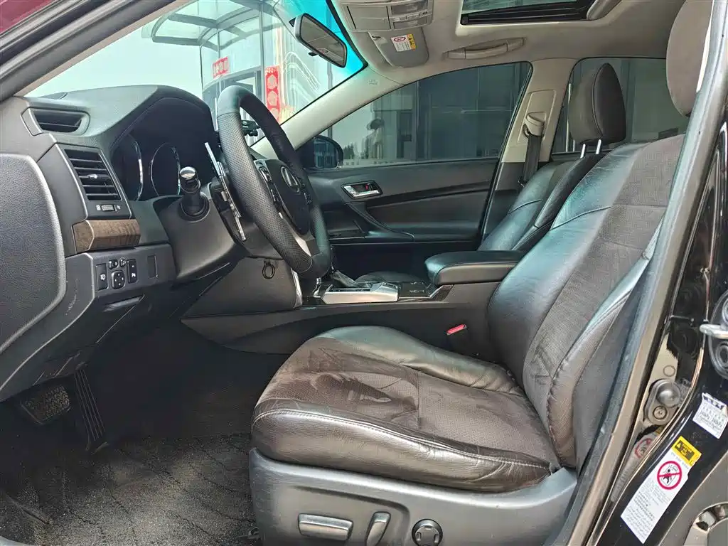 Toyota Reiz 2013 2.5V Premium Edition фото 2