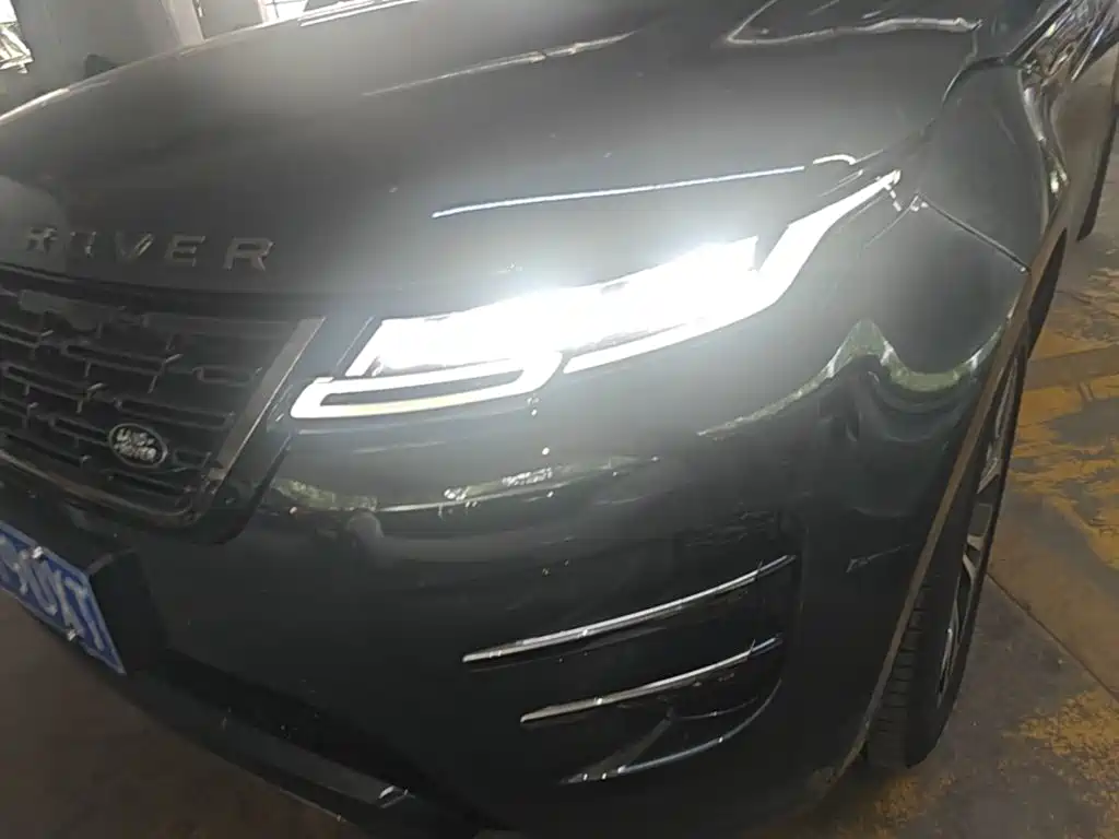 Land Rover Range Rover Evoque 2026 2024 Range Rover Evoque L 249PS Light Master Edition