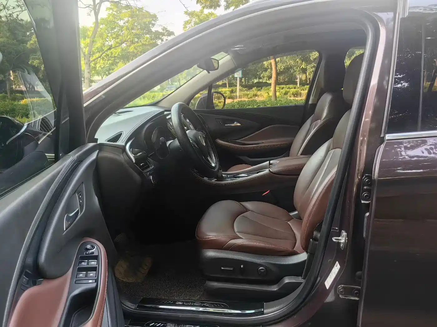 Фото 8 - Buick Envision Plus
