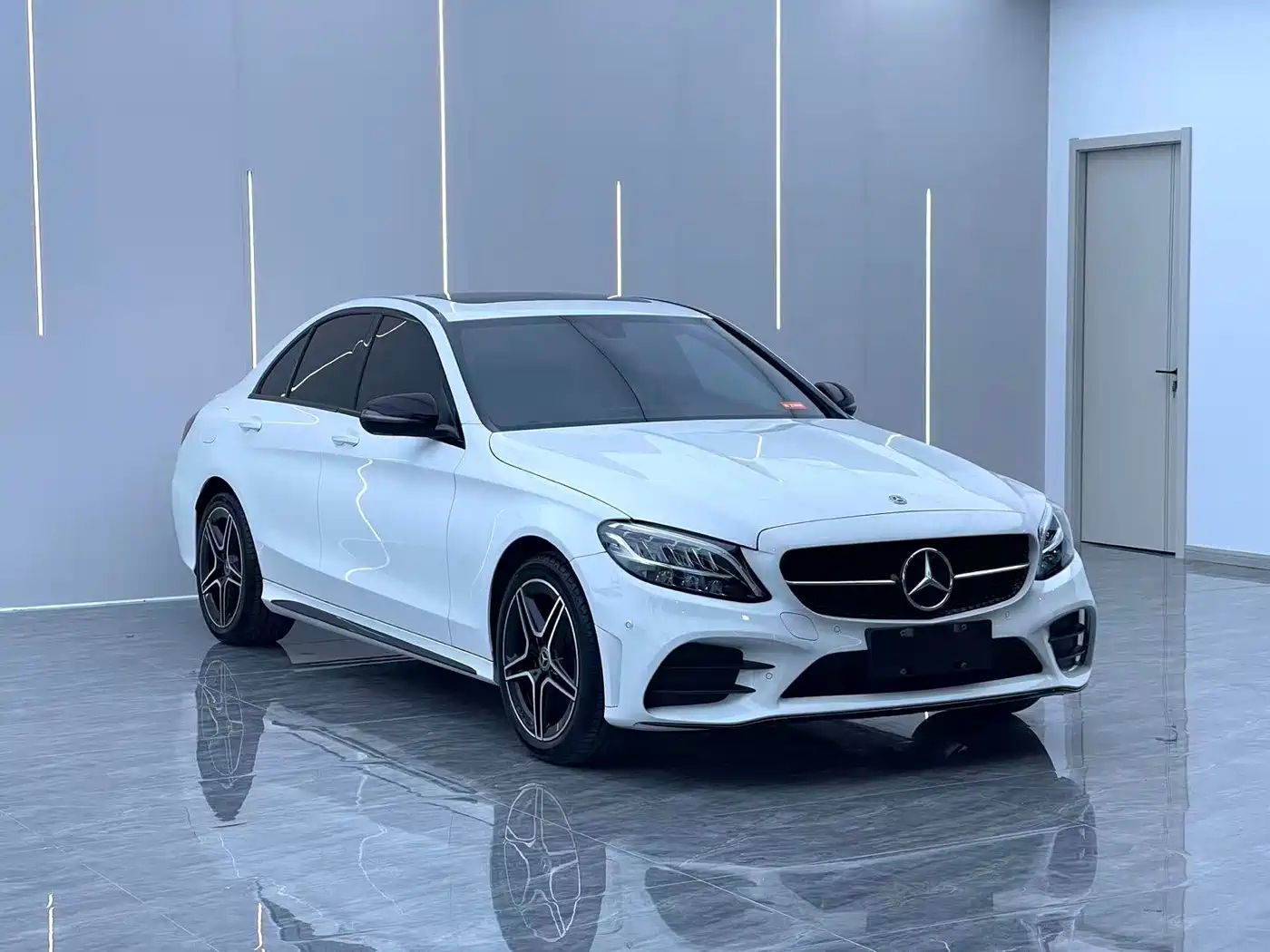 Mercedes-Benz C-Class, миниатюра 3