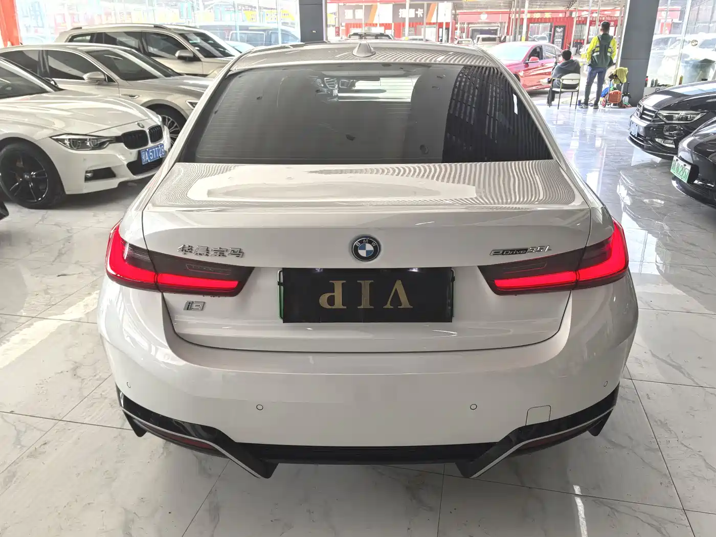 BMW i3 2024 eDrive 35 L фото 8
