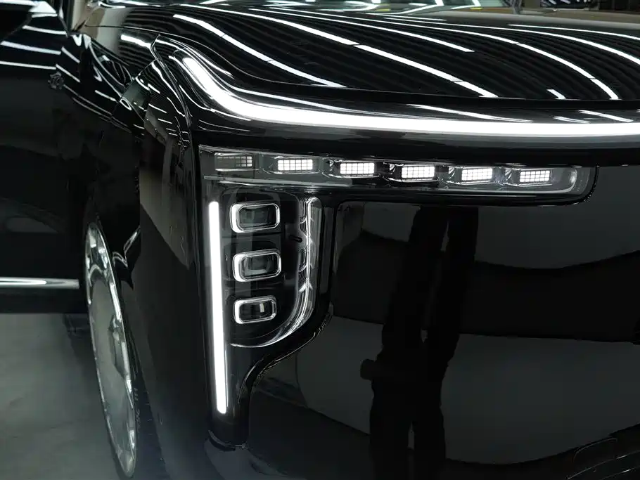 IM Motors IM LS9 2025 2026 Model 52kWh Base Version