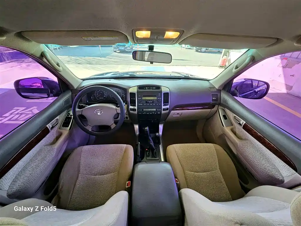 Toyota Prado (Import) 2005 2004 GX 2.7 Automatic