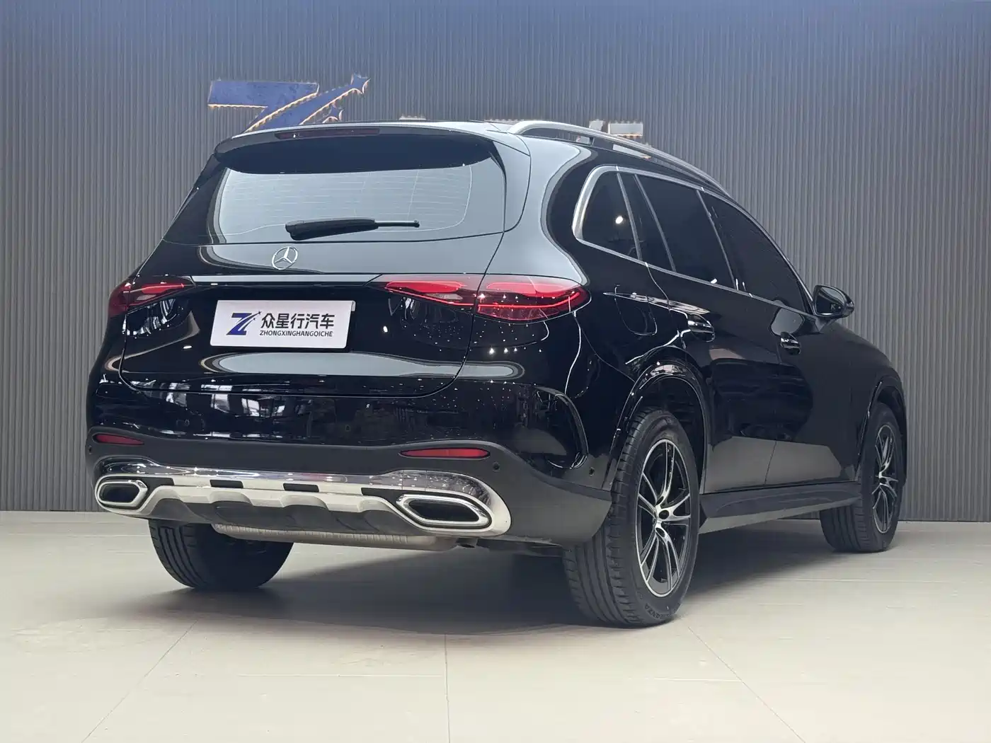 Mercedes-Benz GLC 2025 Model Year GLC 260 L 4MATIC Luxury фото 4