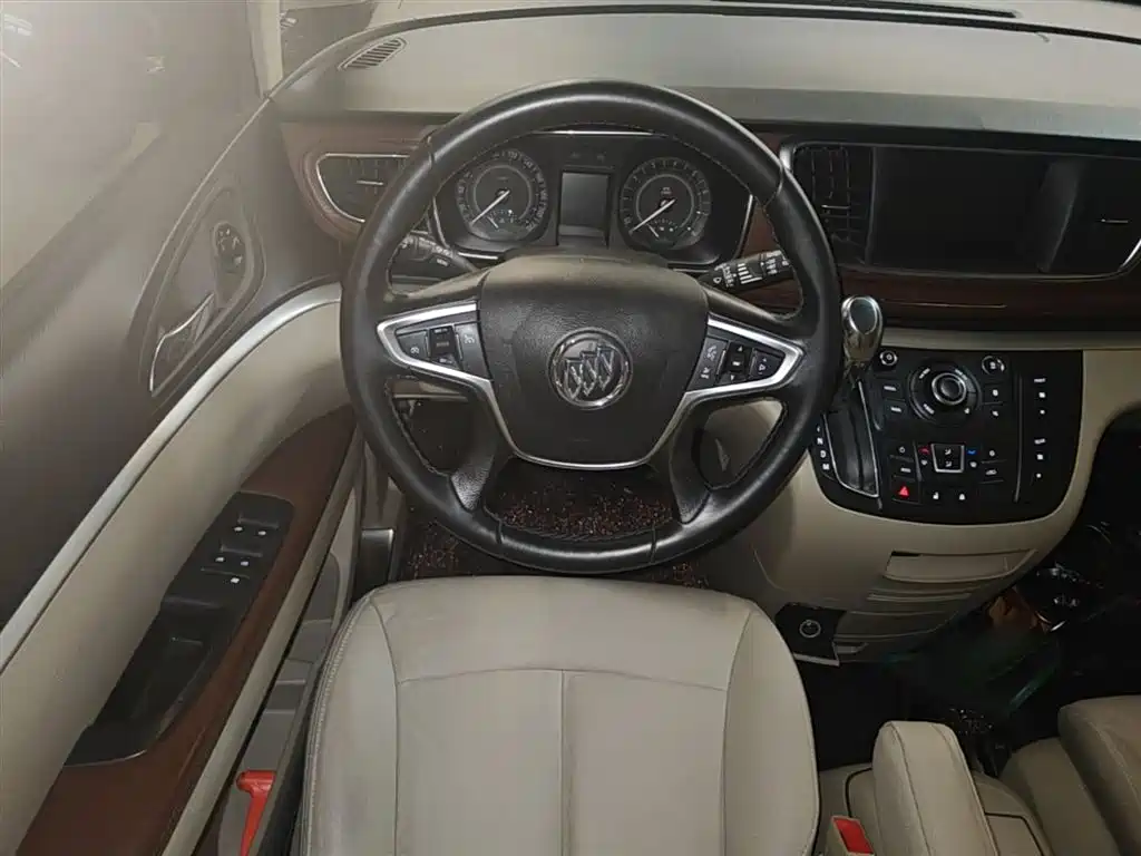 Buick GL8 2018 28T Luxury Model China VI фото 11