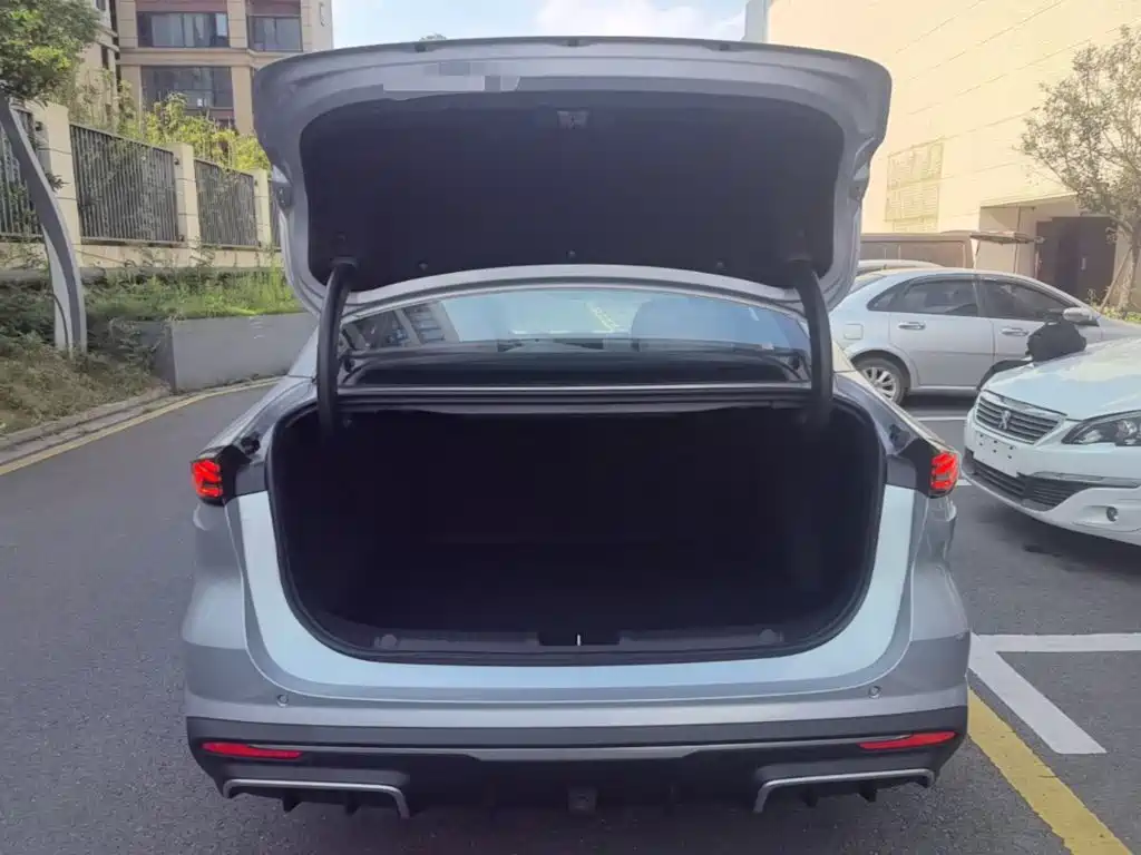 Geely Galaxy Galaxy L6 2026 2025 EM-i 140km Explorer+ Edition